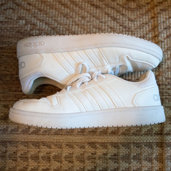 Adidas Hoops Sneaks 9.5 Women's - Picture 1 of 7